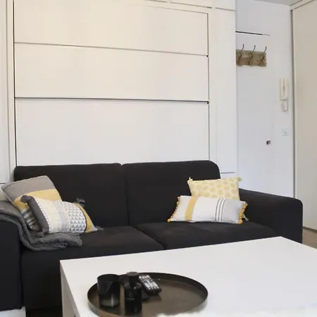 Charming Studio Near Montmartre * Paris